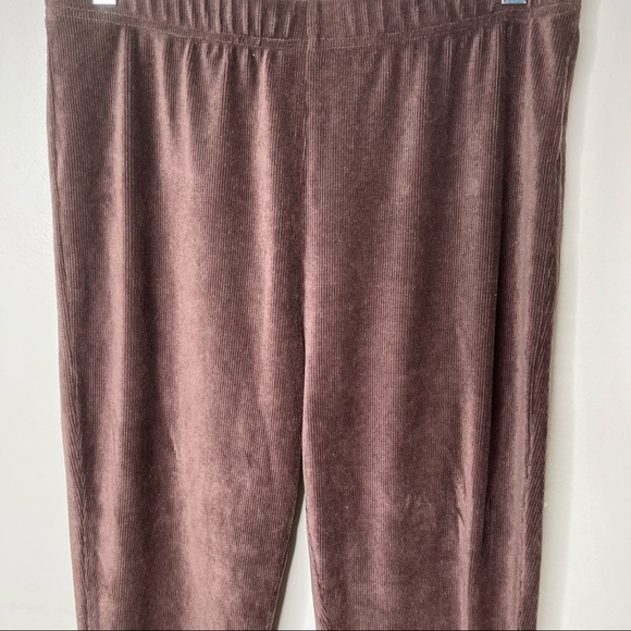 SOFT SURROUNDINGS Corduroy Ribbed Pull-On Skinny Pants - Picture 2 of 9